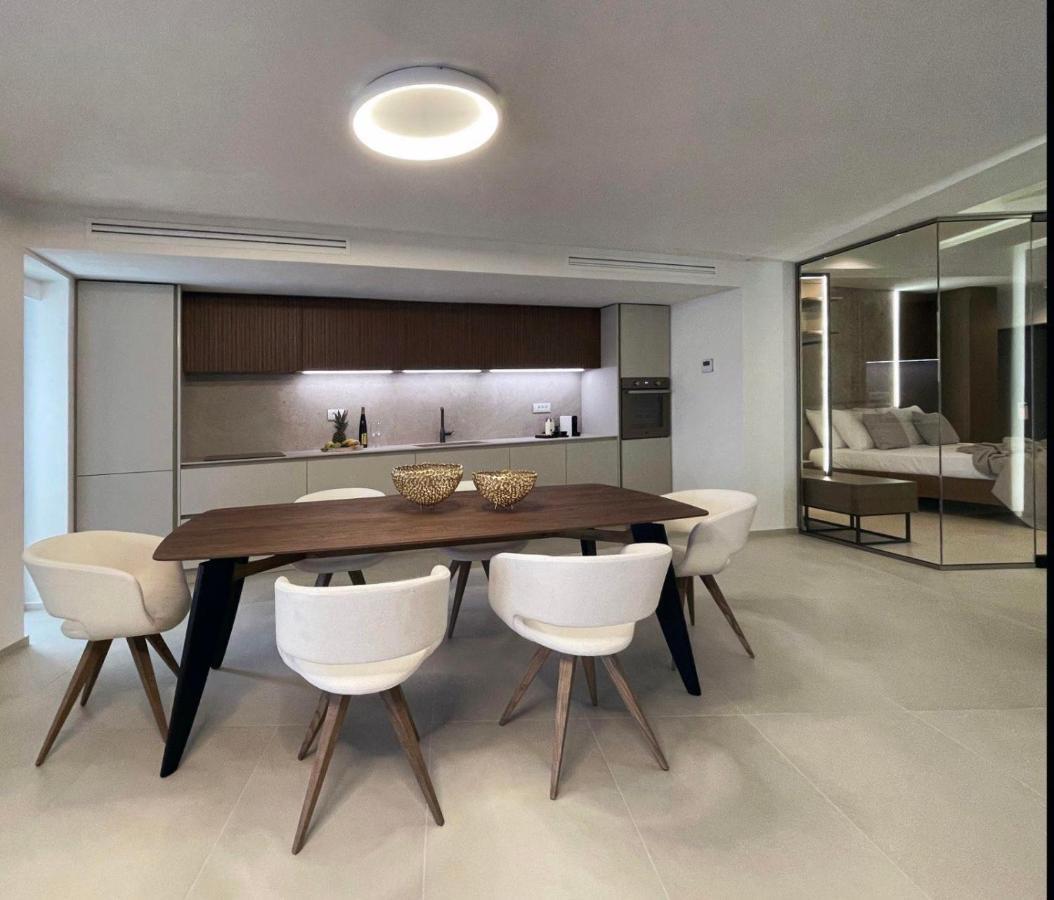 Mystique Luxury Suite Achlia Bagian luar foto
