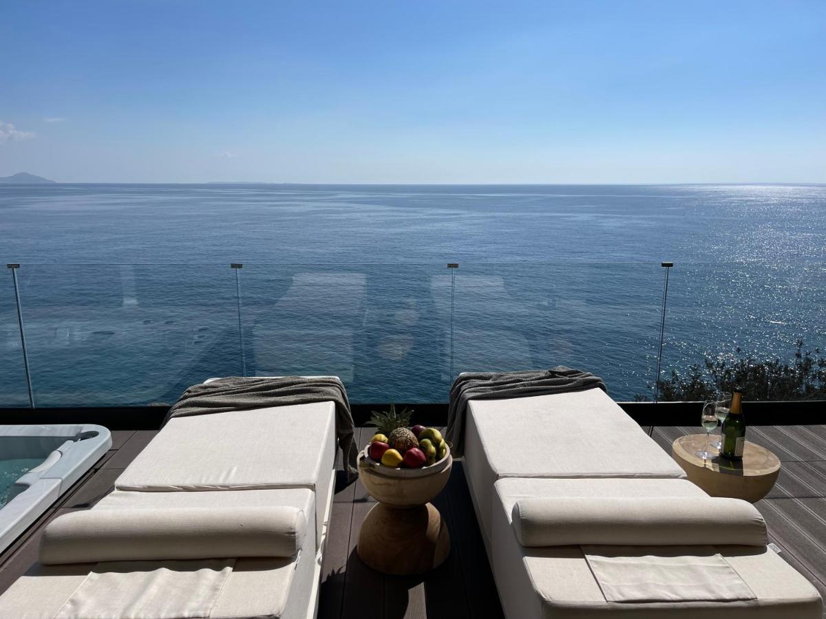 Mystique Luxury Suite Achlia Bagian luar foto