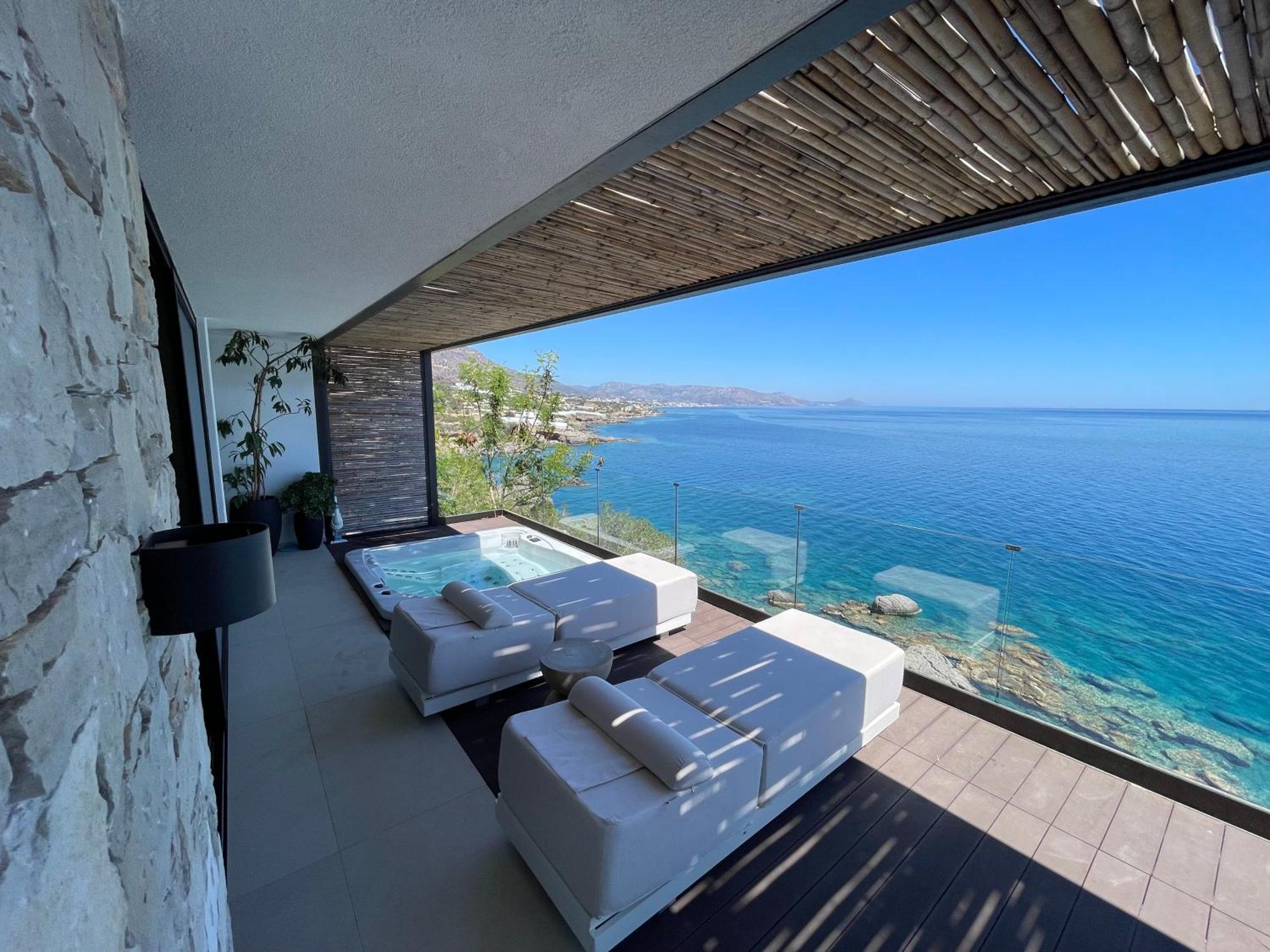 Mystique Luxury Suite Achlia Bagian luar foto